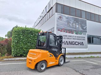 Carretilla contrapesada de 4 ruedas Hangcha XE30i (CPD30-XEY2-SI)