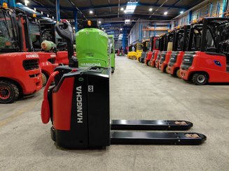 Transpaleta con plataforma Hangcha CBD30-AC2S