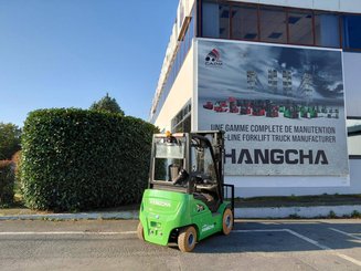 Carretilla contrapesada de 4 ruedas Hangcha XC25i