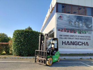 Carretilla contrapesada de 4 ruedas Hangcha XC25i