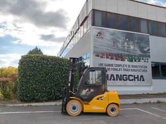Carretilla contrapesada de 4 ruedas Hangcha XE30i (CPD30-XEY2-SI)