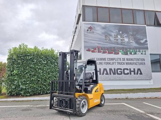 Carretilla contrapesada de 4 ruedas Hangcha XE30i (CPD30-XEY2-SI)