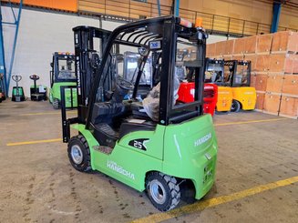 Carretilla contrapesada de 4 ruedas Hangcha XC25i