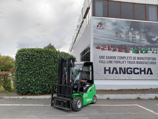 Carretilla contrapesada de 4 ruedas Hangcha XC25i