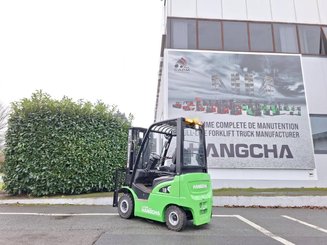 Carretilla contrapesada de 4 ruedas Hangcha XC18i