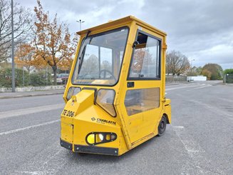 Tractor de remolque Charlatte TE206