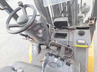 Carretilla contrapesada de 4 ruedas Caterpillar GP25NT