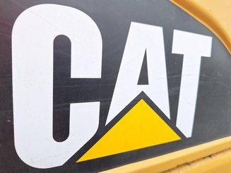 Carretilla contrapesada de 4 ruedas Caterpillar GP25NT - 15