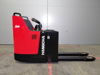 Transpaleta con plataforma Hangcha CBD20-AC2S-SU