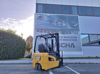 Carretilla contrapesada de 3 ruedas Caterpillar EP16NT - 4