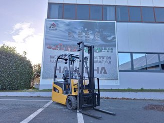 Carretilla contrapesada de 3 ruedas Caterpillar EP16NT - 1