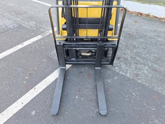 Carretilla contrapesada de 3 ruedas Caterpillar EP16NT - 12