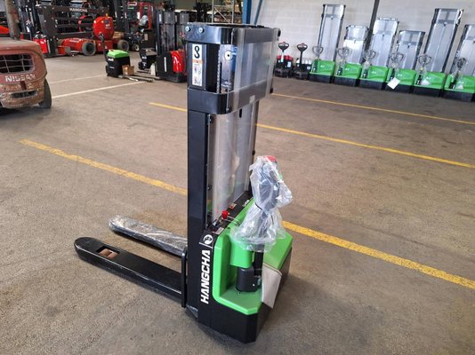 Apilador con conductor acompañante Hangcha CDD12-A2MC2-ISZ - 1