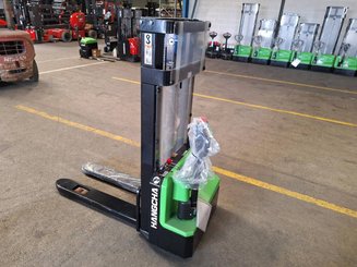 Apilador con conductor acompañante Hangcha CDD12-A2MC2-ISZ