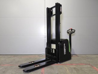 Apilador con conductor acompañante Hangcha CDD12-AC2-i  - 3