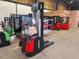 Apilador con plataforma Hangcha  CDD16-AC2S-L 