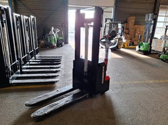Apilador con conductor acompañante Hangcha CDD12-A2MC2-SZ