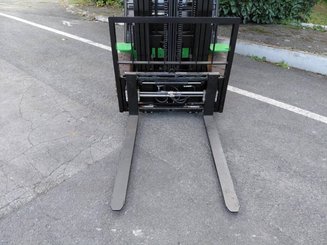 Carretilla contrapesada de 4 ruedas Hangcha XC25i - 6