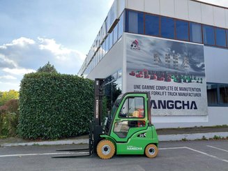 Carretilla contrapesada de 4 ruedas Hangcha XC25i