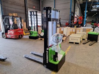 Apilador con conductor acompañante Hangcha CDD12-A2MC2-ISZ - 1