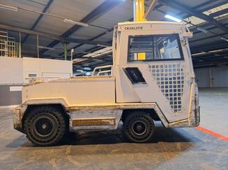 Tractor de remolque Charlatte T135