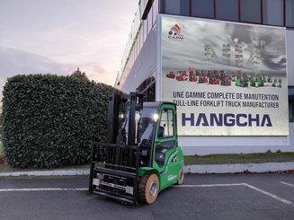 Carretilla contrapesada de 4 ruedas Hangcha XC30i