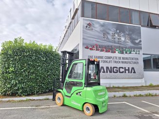 Carretilla contrapesada de 4 ruedas Hangcha XC30i