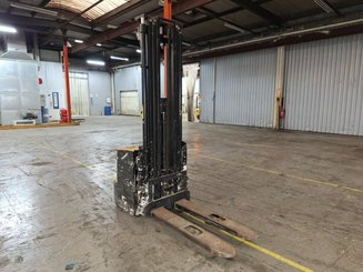Apilador con conductor acompañante Caterpillar NSP16N2