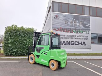 Carretilla contrapesada de 4 ruedas Hangcha XC50i-600