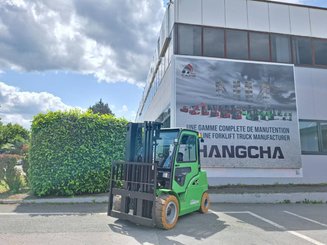 Carretilla contrapesada de 4 ruedas Hangcha XC50i-600