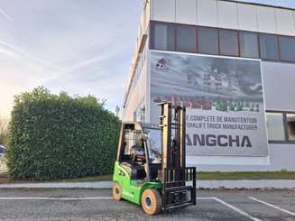 Carretilla contrapesada de 4 ruedas Hangcha XC18i
