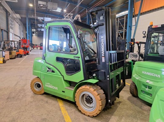 Carretilla contrapesada de 4 ruedas Hangcha XC50i-600 - 1
