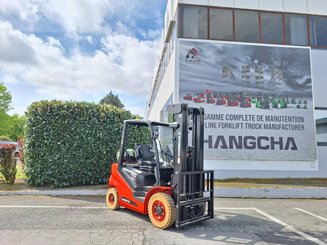 Carretilla contrapesada de 4 ruedas Hangcha XF25G-2