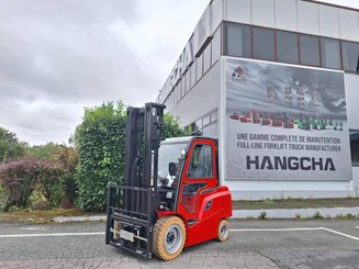 Carretilla contrapesada de 4 ruedas Hangcha AE35