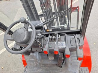 Carretilla contrapesada de 4 ruedas Hangcha AE25