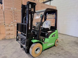 Carretilla contrapesada de 4 ruedas Hangcha XC25i