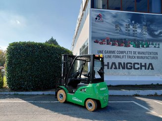 Carretilla contrapesada de 4 ruedas Hangcha XC25i