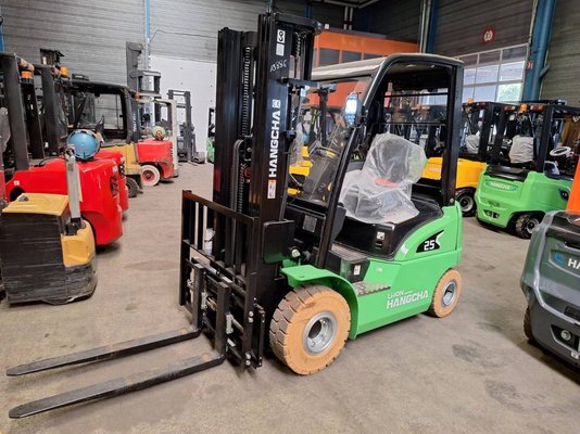 Carretilla contrapesada de 4 ruedas Hangcha XC25i - 1