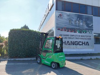 Carretilla contrapesada de 4 ruedas Hangcha XC25i