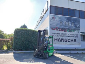 Carretilla contrapesada de 4 ruedas Hangcha XC25i