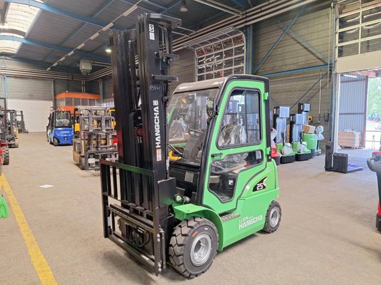 Carretilla contrapesada de 4 ruedas Hangcha XC25i - 1