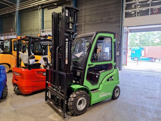 Carretilla contrapesada de 4 ruedas Hangcha XC25i - 1