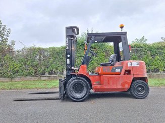 Carretilla contrapesada de 4 ruedas Nissan F04D40Q - 2