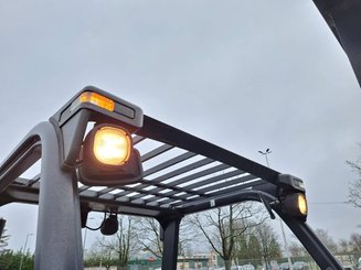 Carretilla contrapesada de 4 ruedas Yale GLP40VX5