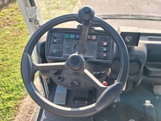 Tractor de remolque Charlatte TE225