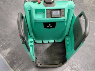 Transpaleta con plataforma Mitsubishi PBF25N3R MITSUBISHI