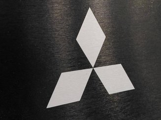 Transpaleta con plataforma Mitsubishi PBF25N3R MITSUBISHI