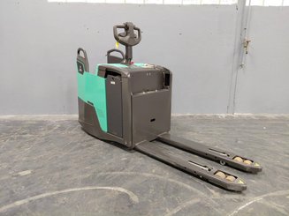 Transpaleta con plataforma Mitsubishi PBF25N3R MITSUBISHI