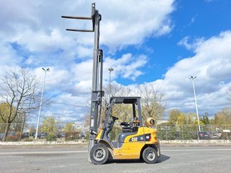 Carretilla contrapesada de 4 ruedas Caterpillar GP25NTD - 5