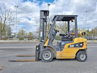Carretilla contrapesada de 4 ruedas Caterpillar GP25NTD - 3